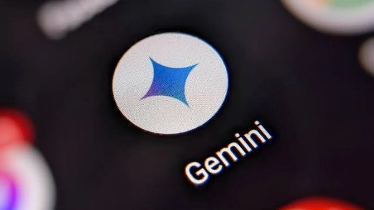 ثغرة برمجية في أندرويد تمنح Gemini القدرة على إرسال رسائل SMS دون فتح الهاتف